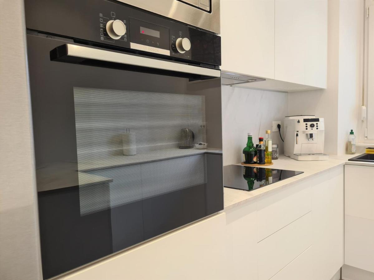 Tom'S Luxury Apartment Zadar, Branimirova Obala Екстер'єр фото